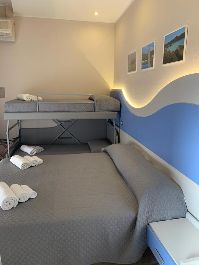 Hotel Moderno - Bed & Breakfast แชร์เวีย ภายนอก รูปภาพ
